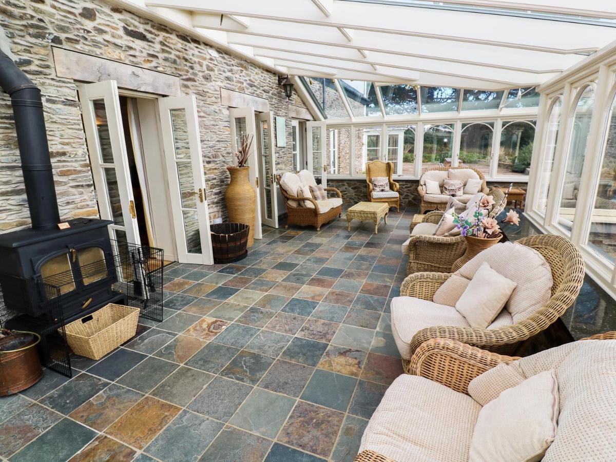 Tregoninny Vineyard And Woodland Farmhouse Truro Exterior photo