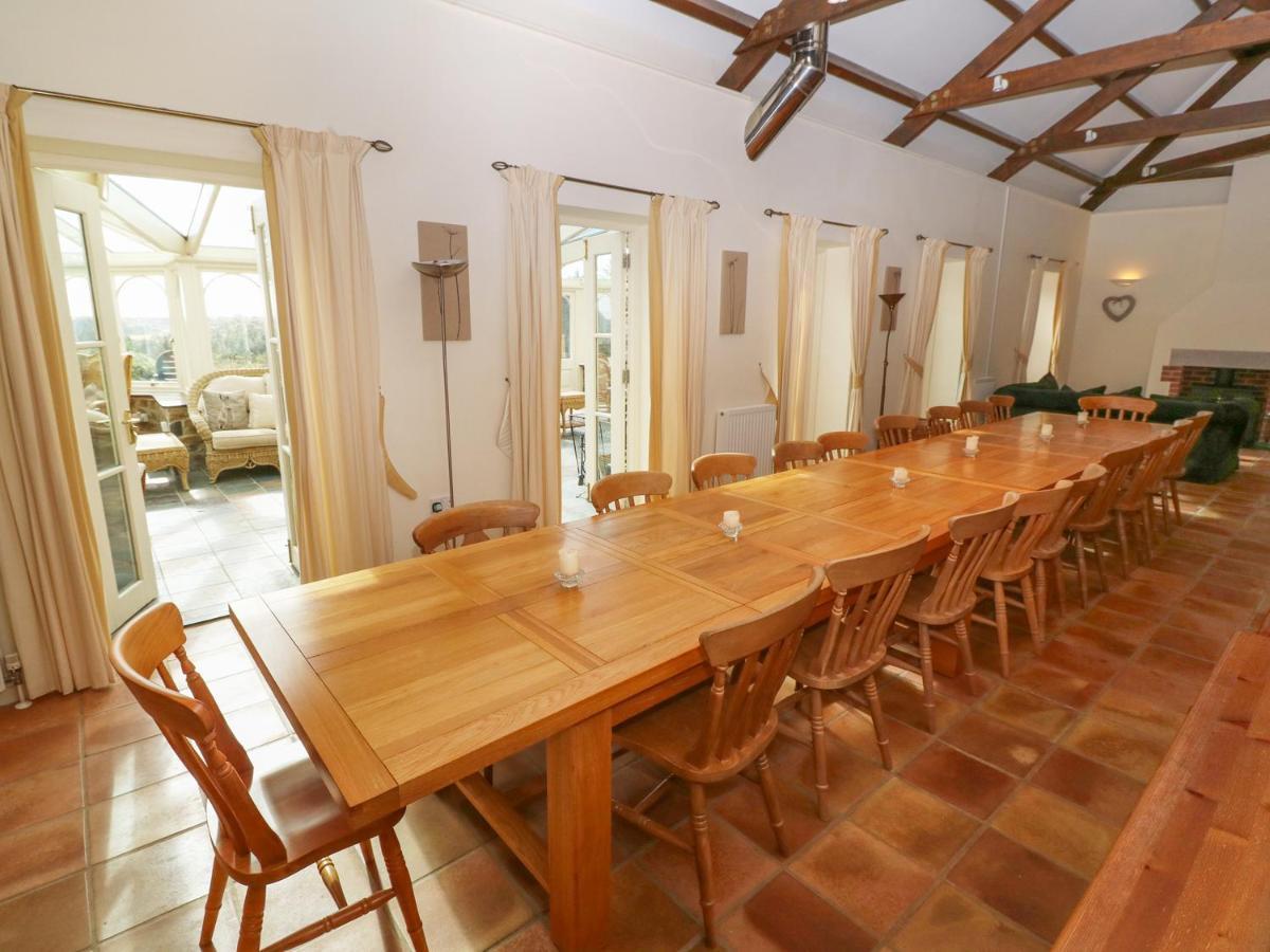 Tregoninny Vineyard And Woodland Farmhouse Truro Exterior photo