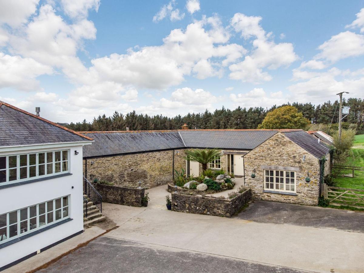 Tregoninny Vineyard And Woodland Farmhouse Truro Exterior photo
